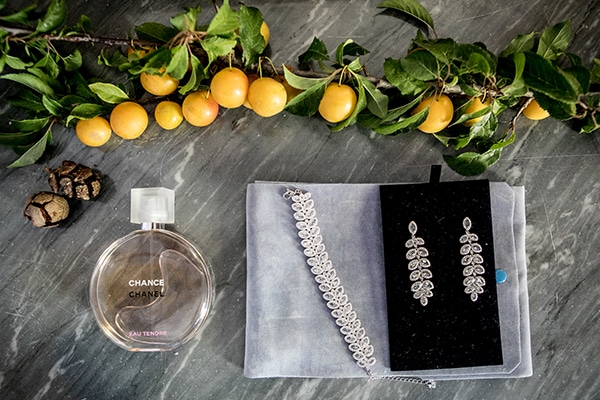 romantic-destination-wedding-italy-04x