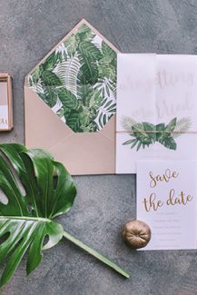 Προσκλητήρια γάμου με τροπικό θέμα