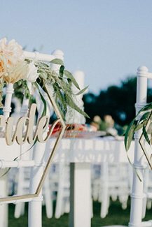 Στολισμος νυφικης καρεκλας