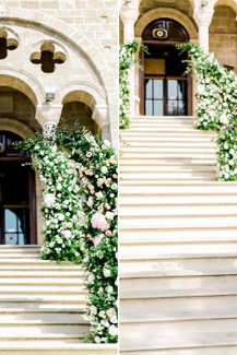 Στολισμος στην εκκλησια γαμου με αψιδες Στολισμος στην εκκλησια γαμου με αψιδες