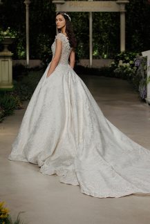 Pronovias
