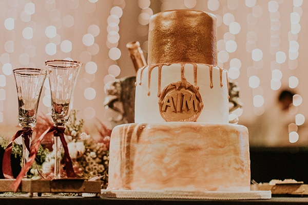 Οι πιο φανταστικες τουρτες γαμου