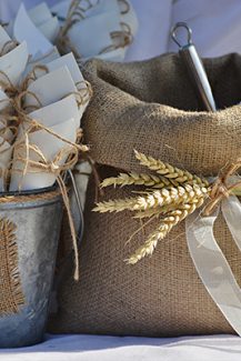 Ρουστικ στολισμος εκκλησιας με σταχυ Ρουστικ στολισμος εκκλησιας με σταχυ