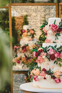 Five-floor τούρτα γάμου