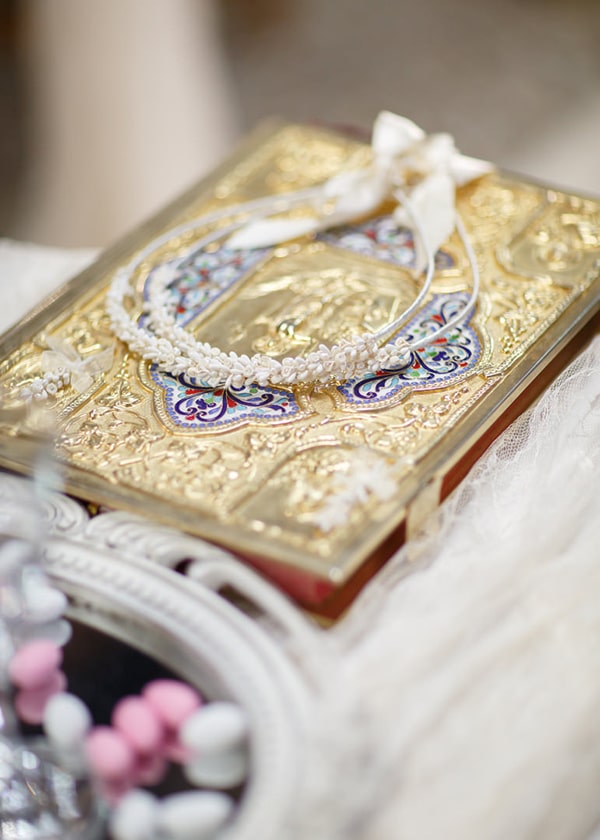 Στέφανα ιδανικά για έναν elegant γάμο Στέφανα ιδανικά για έναν elegant γάμο