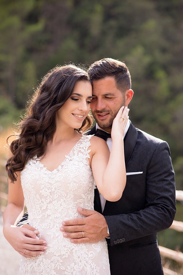 Wavy νυφικό χτένισμα