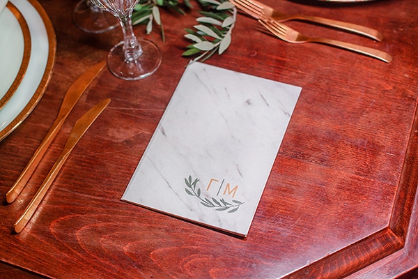 Προσκλητήριο με φύλλο ελιάς Προσκλητήριο με φύλλο ελιάς