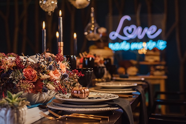 magical-fall-decoration-warm-tones_11