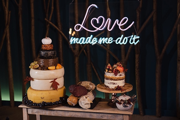 magical-fall-decoration-warm-tones_12