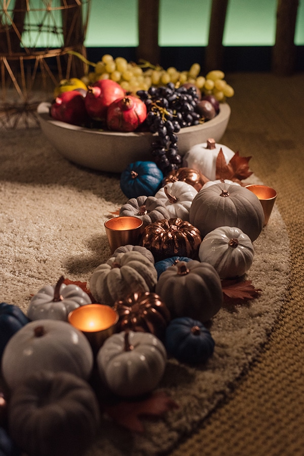 magical-fall-decoration-warm-tones_19