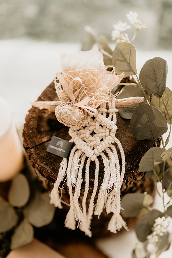 Μπομπονιέρα γάμου με macramé