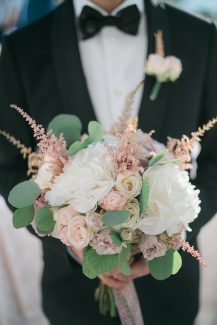 Elegant νυφική ανθοδέσμη