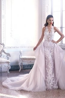 Γοργονε νυφικο φορεμα Demetrios