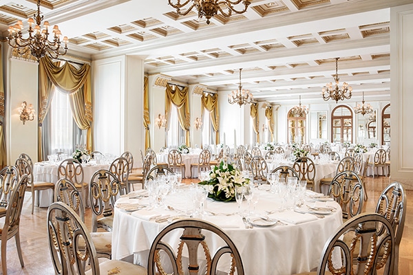 Why you should plan a hotel wedding