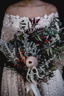 Ιδιαίτερη νυφική ανθοδέσμη