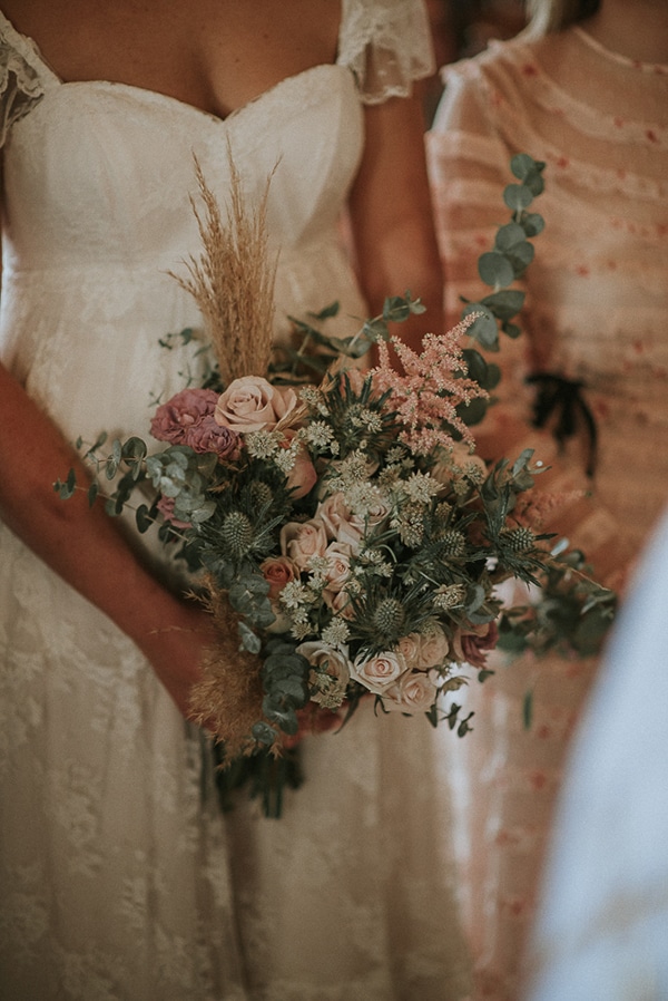 Vintage νυφική ανθοδέσμη Vintage νυφική ανθοδέσμη