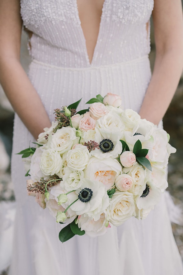 Elegant νυφική ανθοδέσμη