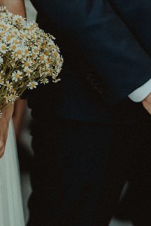 Νυφική ανθοδέσμη με φυσικά λουλούδια