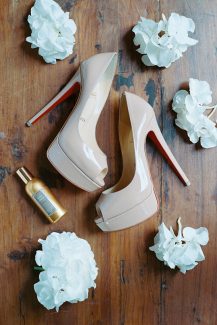 Όμορφες νυφικές γόβες Όμορφες νυφικές γόβες