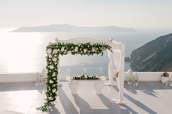 Στολισμος αψιδας με γιρλαντα