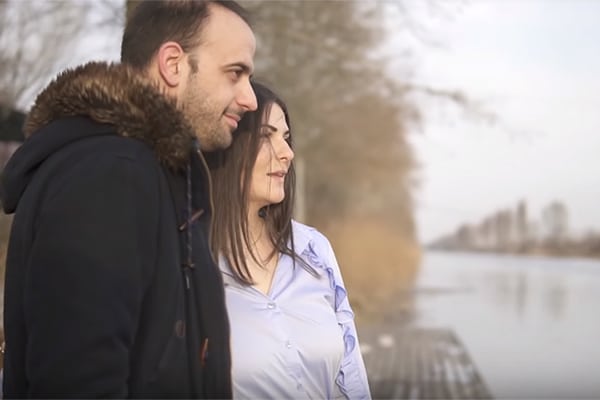 Πρωτότυπη πρόταση γάμου σε αίθουσα σινεμά