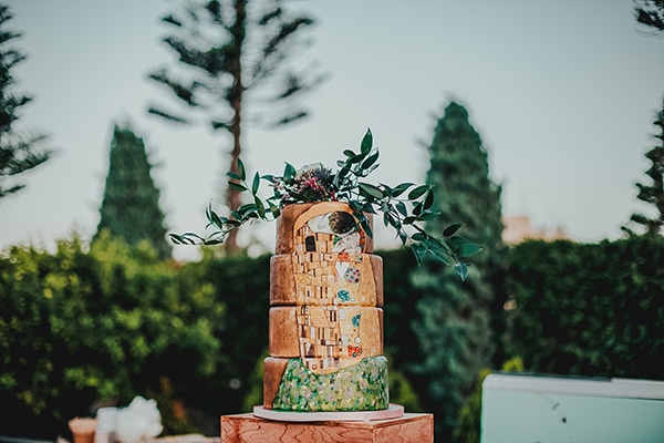 Τούρτα γάμου ζωγραφισμένη στο χέρι