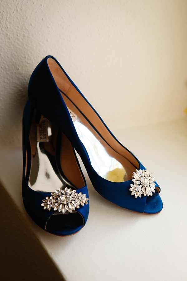 Νυφικά παπούτσια σε μπλε χρώμα