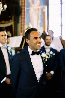 Κοστούμι γαμπρού σε μπλε χρώμα Κοστούμι γαμπρού σε μπλε χρώμα