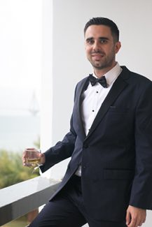 Ιδιαίτερο κοστούμι γαμπρού