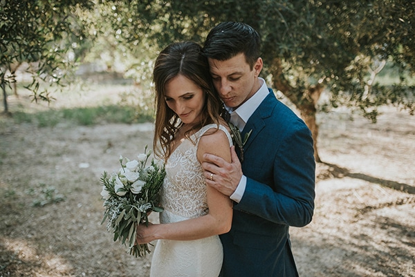 Elegant νυφική ανθοδέσμη