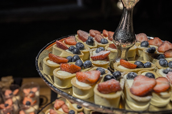 great-ideas-for-wedding-catering_08