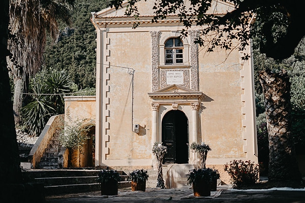 Ιερός Ναός Υ.Θ Λαμποβιτίσσης