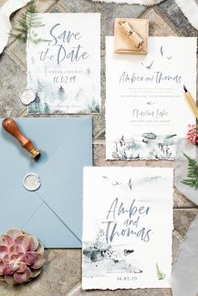 Προσκλητήρια γάμου με γκρίζες λεπτομέρειες