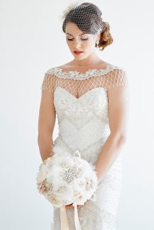 Chic νυφική ανθοδέσμη Chic νυφική ανθοδέσμη