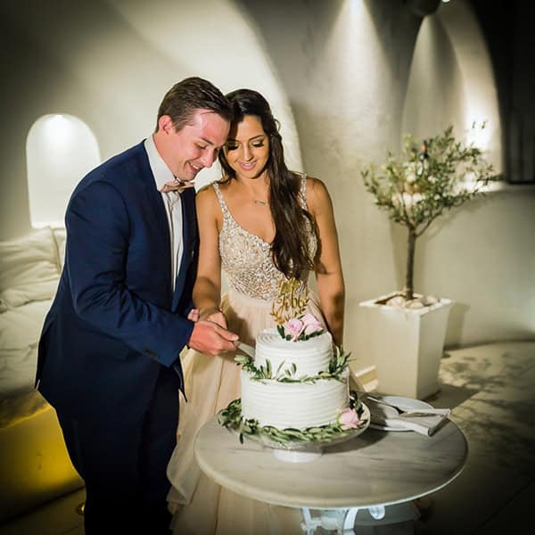 Λευκή τούρτα γάμου