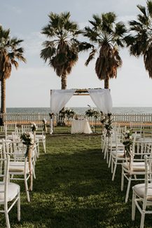 Ομορφος στολισμος με vintage λεπτομερειες