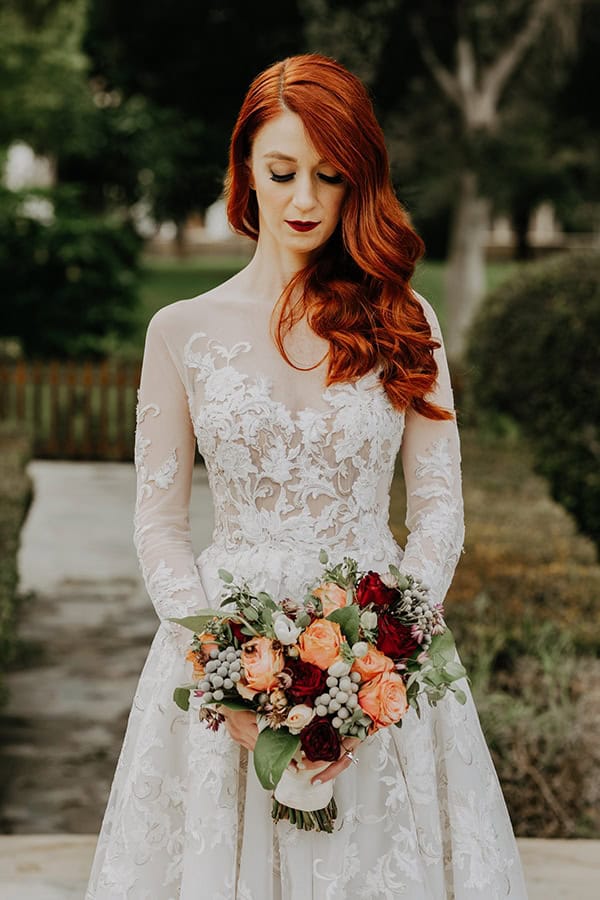 Elegant νυφική ανθοδέσμη Elegant νυφική ανθοδέσμη