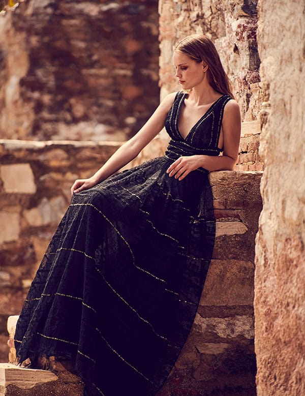 dreamy-bohemian-creation-unique-looks-costarellos_06