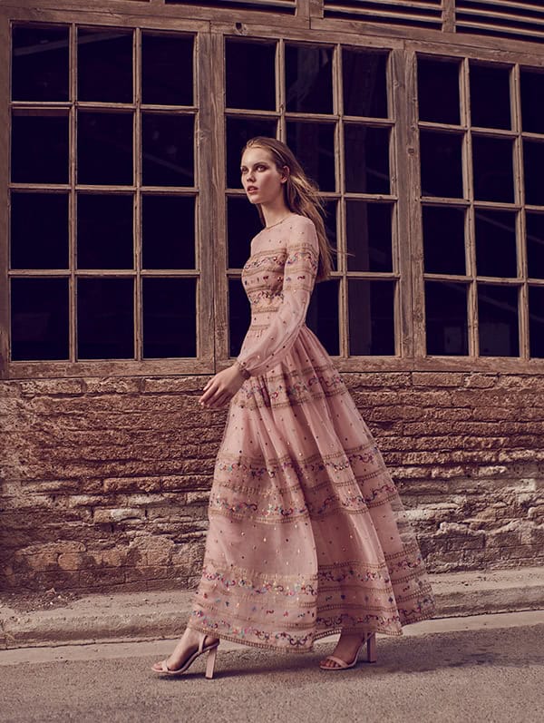 dreamy-bohemian-creation-unique-looks-costarellos_20