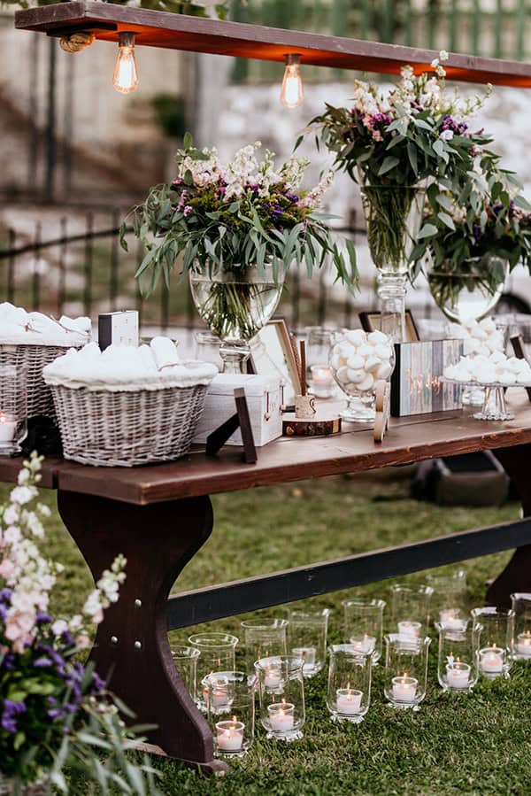 romantic-garden-wedding-ideas-decoration-many-candles-rustic-details_01