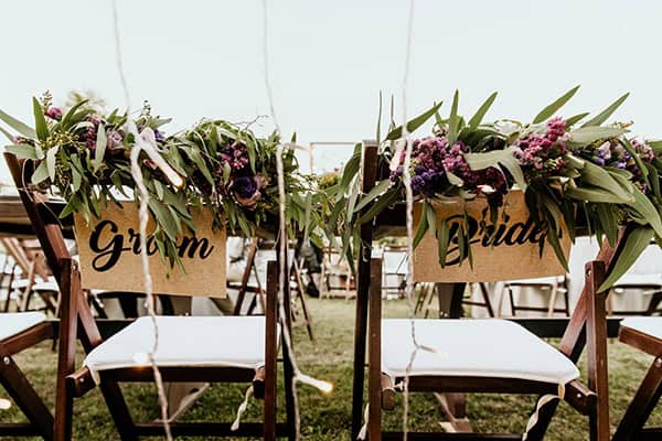 romantic-garden-wedding-ideas-decoration-many-candles-rustic-details_04