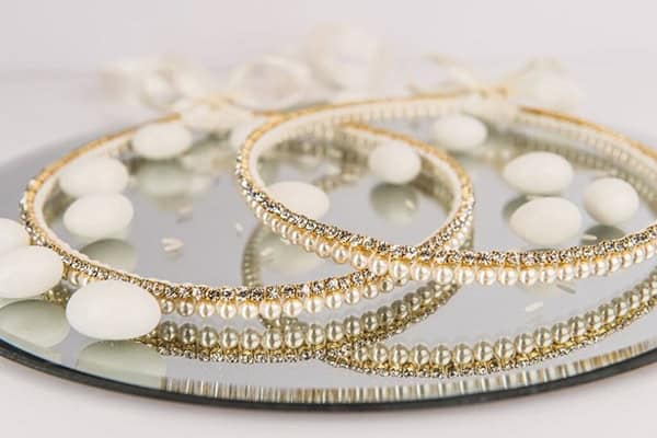 Μοναδικά στέφανα με όμορφες λαμπερές λεπτομέρειες