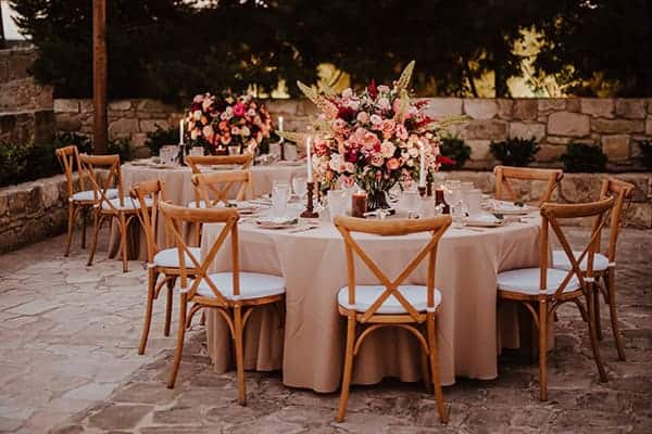 beautiful-summer-wedding-ideas-decoration-impressive-flower-design-romantic-atmosphere_08