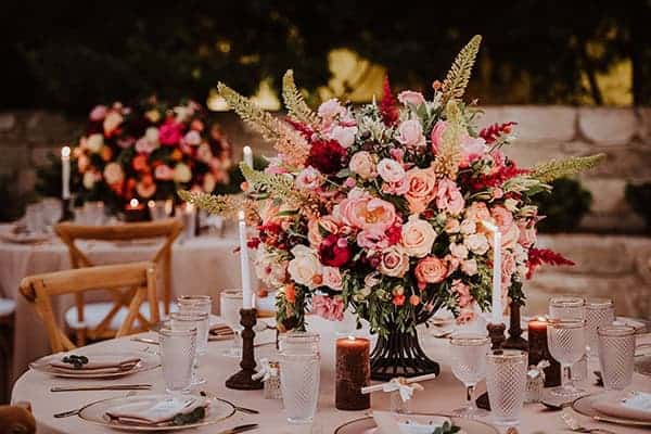 beautiful-summer-wedding-ideas-decoration-impressive-flower-design-romantic-atmosphere_10x