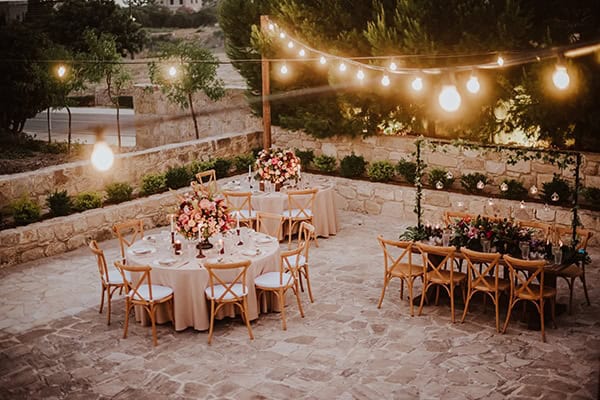 beautiful-summer-wedding-ideas-decoration-impressive-flower-design-romantic-atmosphere_13