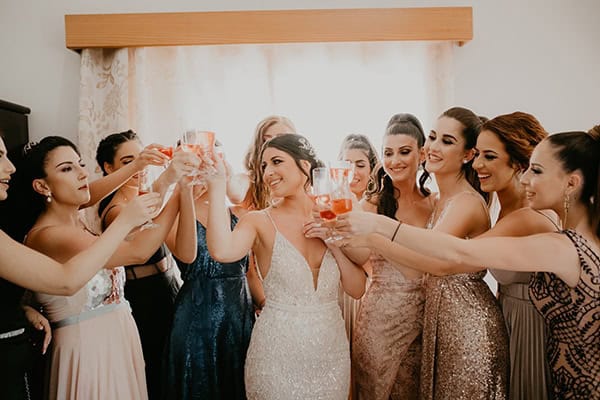 beautiful-summer-wedding-paphos-lush-flower-design-romantic-details_07