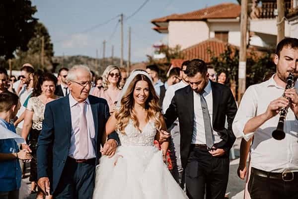 beautiful-summer-wedding-pink-white-hues_18