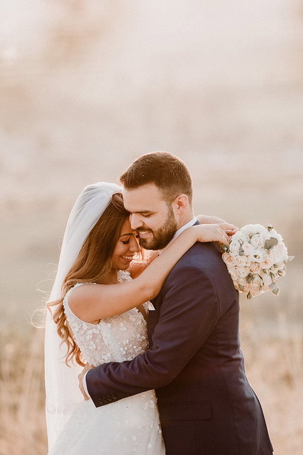 beautiful-summer-wedding-pink-white-hues_33