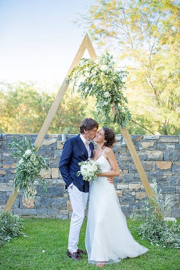 beautiful-wedding-athens-white-flowers-olive_26