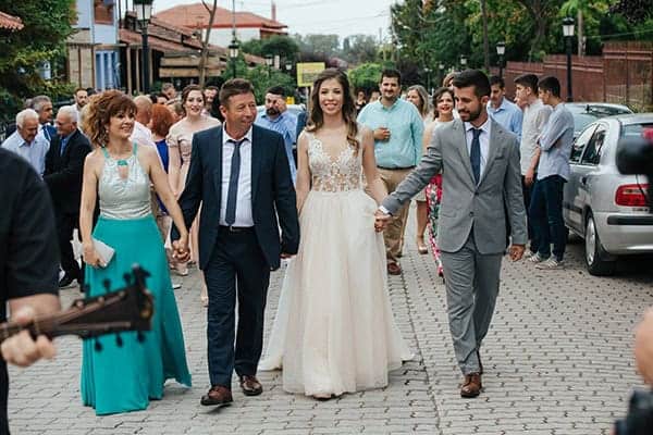 boho-summer-wedding-wheat-sunflowers-keratea_20